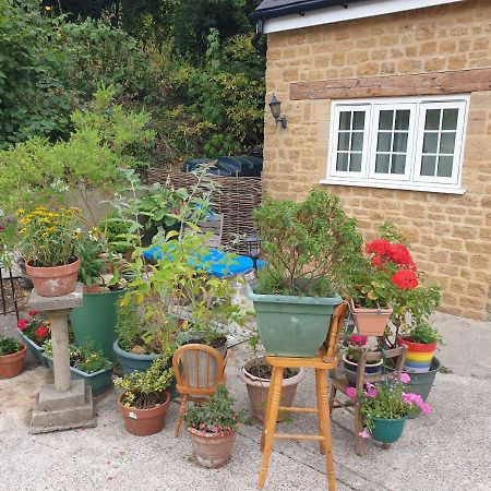 Traditional Coach House In Rural Private Estate. Yeovil Exterior foto